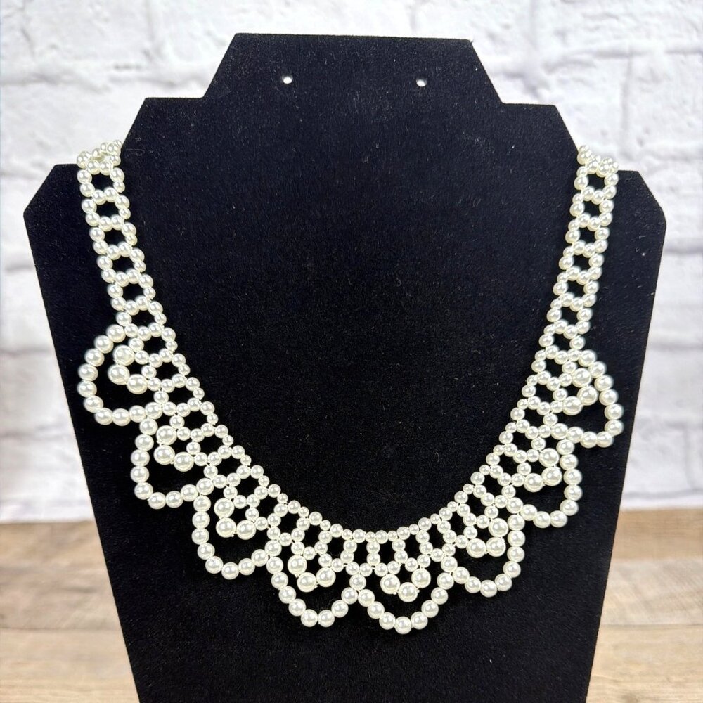 VTG Faux Pearl Bib Necklace Scalloped Lace RBG Collar Choker Bridgerton Wedding